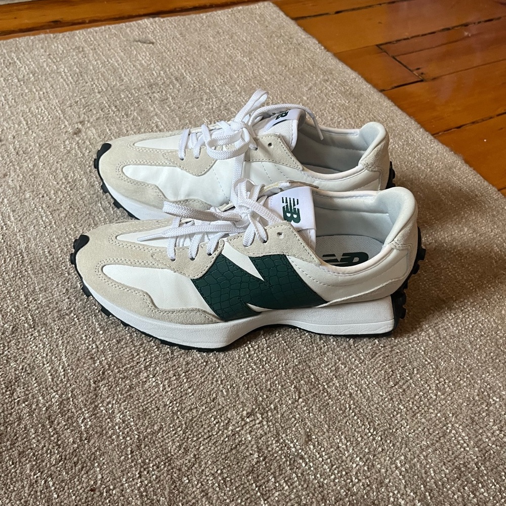 New Balance Women’s 327 Sneakers